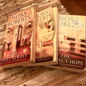 Nora Roberts Trilogy + bonus Pamela Morsi book